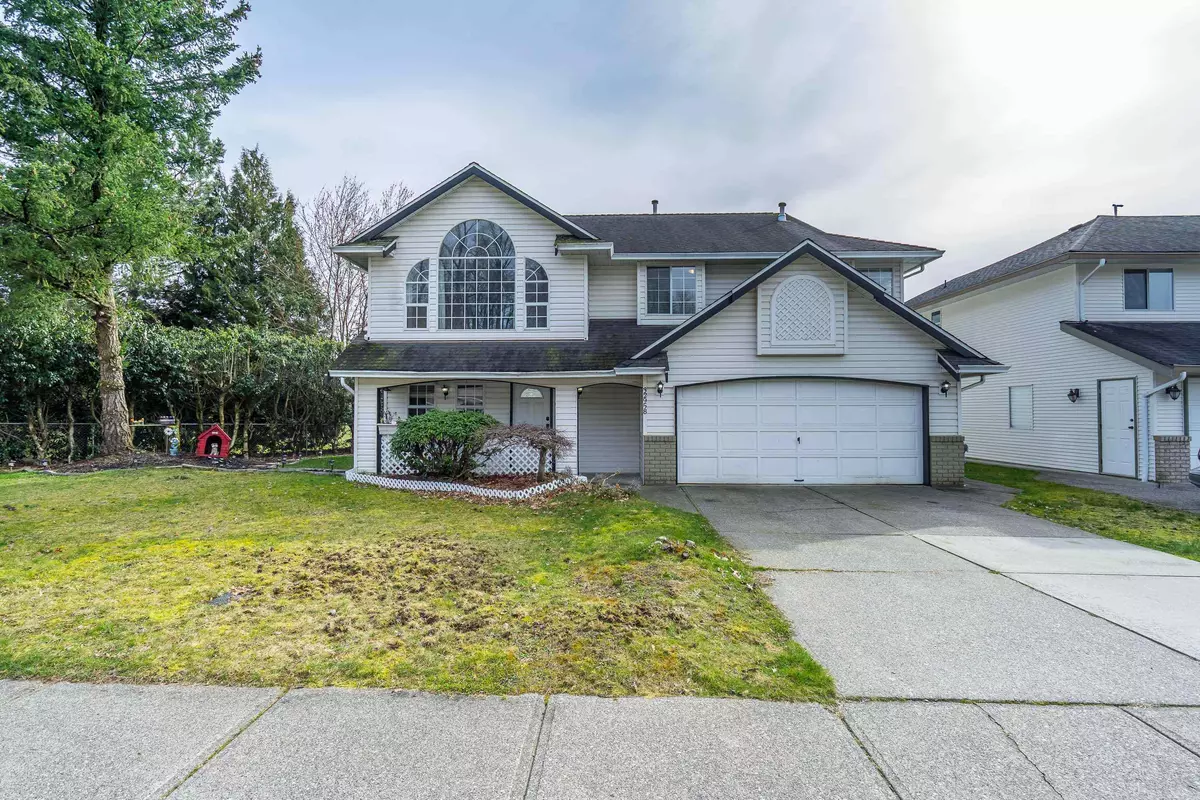 Abbotsford, BC V2S 7C2,32958 Harwood PL