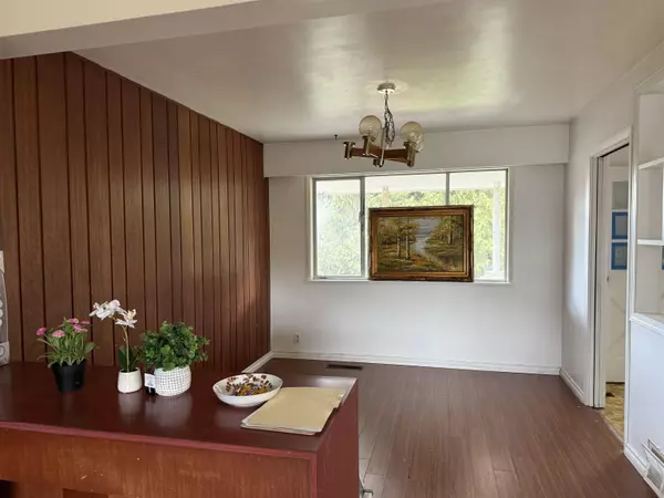 Richmond, BC V7A 3B4,11220 King RD