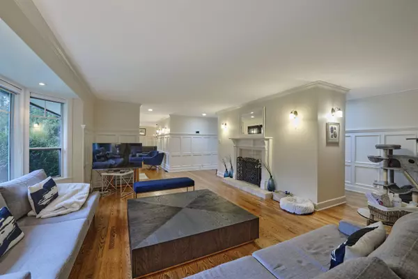 Surrey, BC V4P 2J3,3292 136 ST