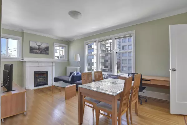 Vancouver, BC V6E 2B5,935 Jervis Street #15