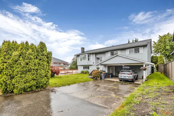 Surrey, BC V3S 2Y3,7318 145 ST