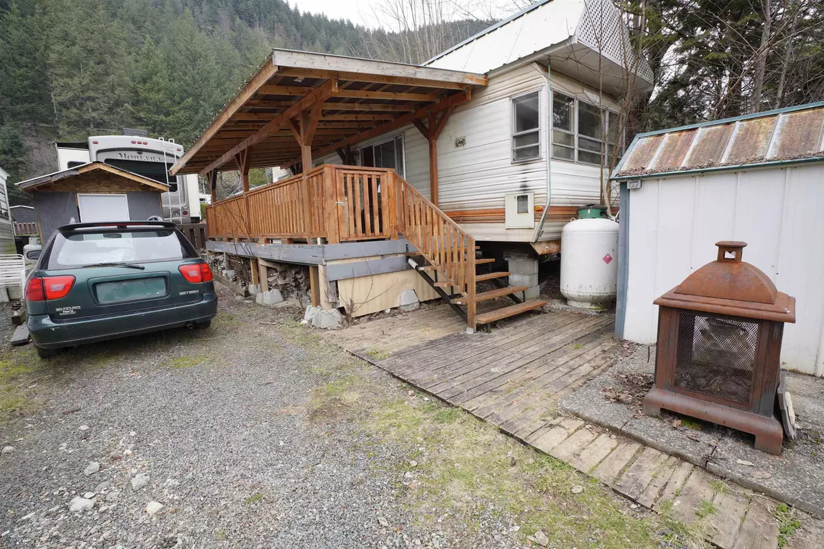 Yale, BC V0K 2S0,30860 Trans Canada HWY #2