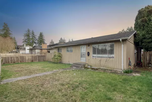 14154 72 AVE, Surrey, BC V3W 2P8