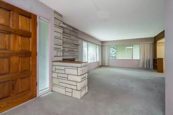 Surrey, BC V3T 2P4,12995 110 AVE