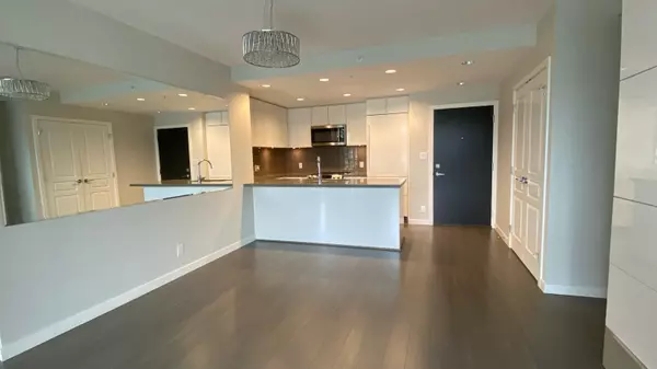 Coquitlam, BC V3B 0N2,3093 Windsor Gate #609