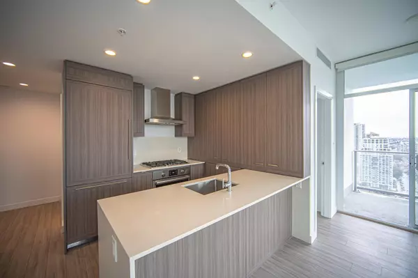 2311 Beta AVE #2707 Burnaby, BC V5C 0M1