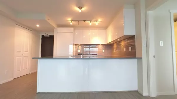 Burnaby, BC V5H 0C7,6658 Dow AVE #3509