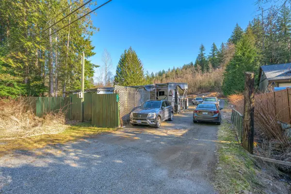 Maple Ridge, BC V2W 1L9,11726 284th ST