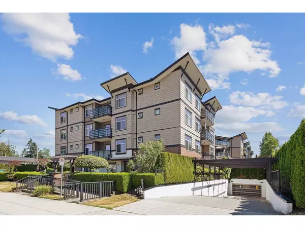 8168 120a ST #411, Surrey, BC V3W 3P3