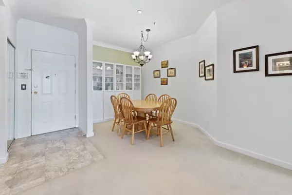 Pitt Meadows, BC V3Y 2P6,12464 191b ST #306