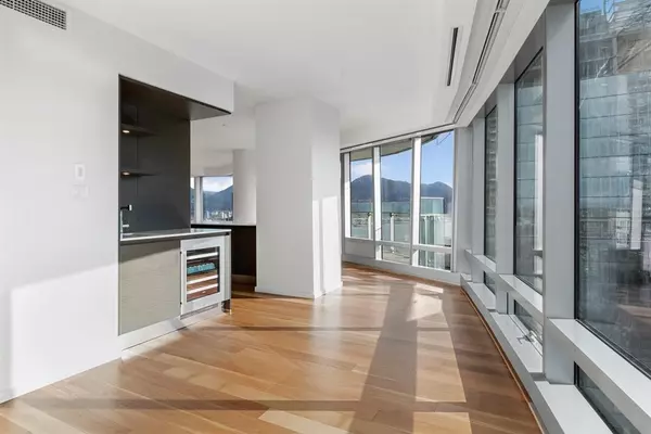 1151 W Georgia ST #4106 Vancouver, BC V6E 0B3