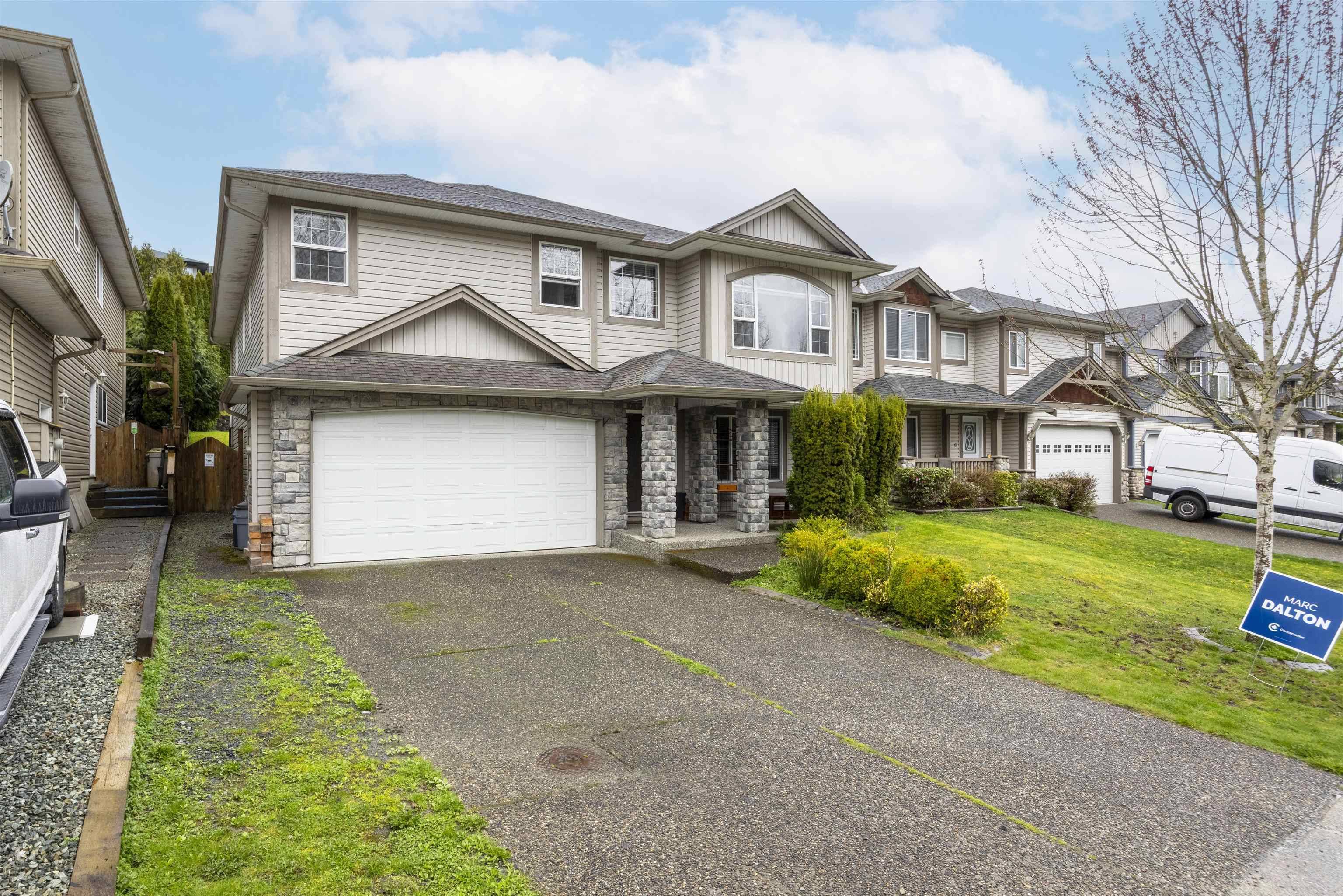 11609 238a ST, Maple Ridge, BC V4R 2W4