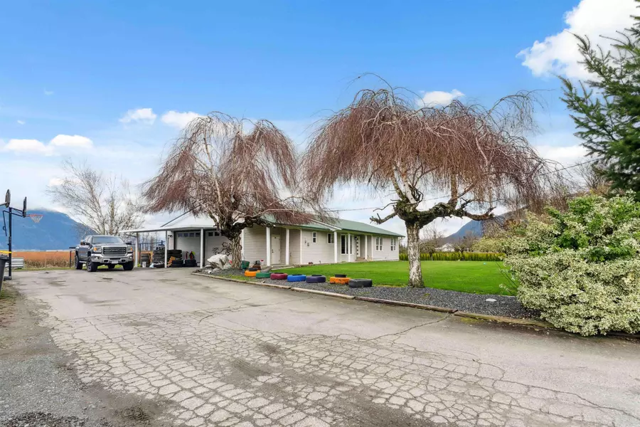 1885 Marion RD, Abbotsford, BC V3G 2J5