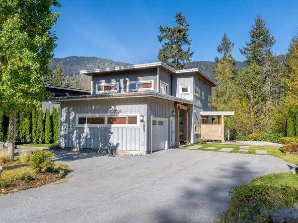 Whistler, BC V8E 0K6,1087 Madeley PL