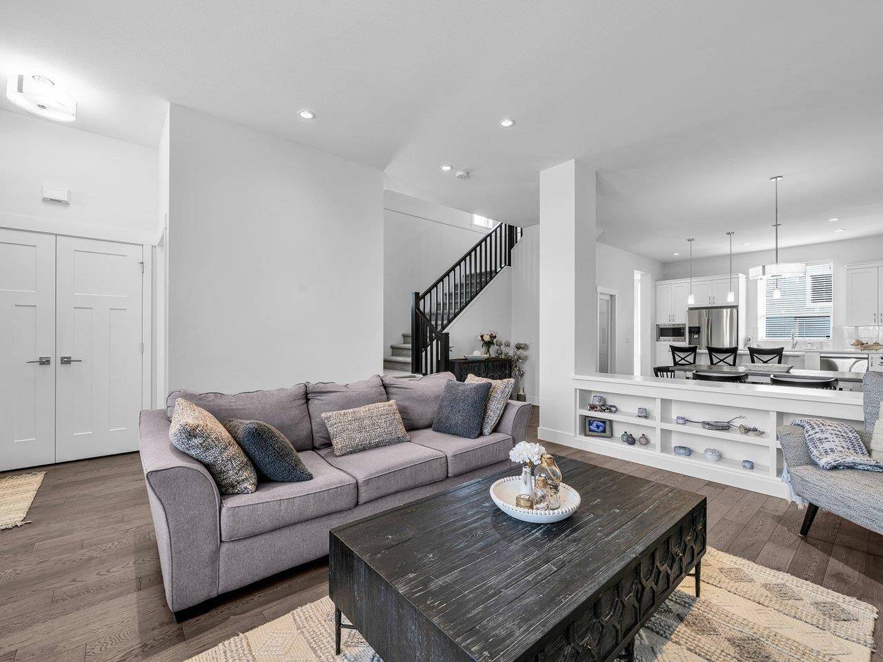 Surrey, BC V3Z 0V5,2136 164a ST