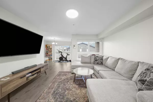 Ladner, BC V4K 3V7,4815 55b ST #109