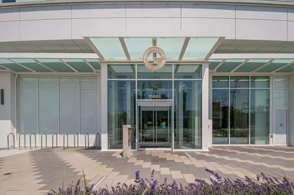 Surrey, BC V3T 1N7,13685 102 AVE #1608