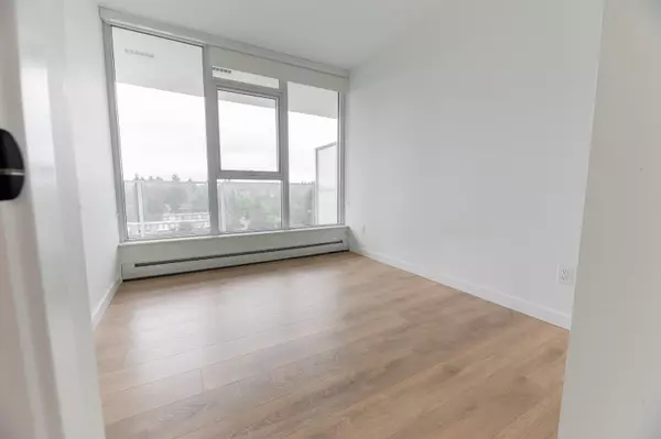 Surrey, BC V3T 1N7,13685 102 AVE #1102