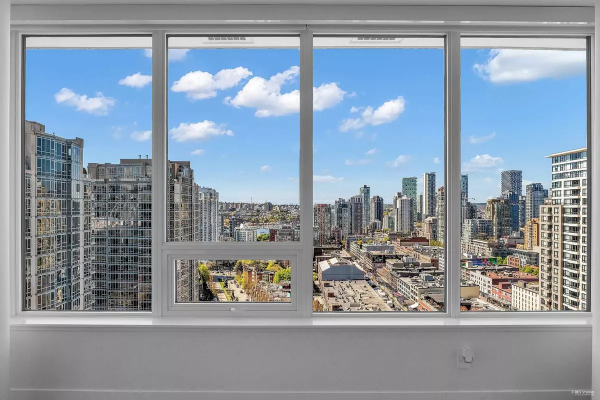 Vancouver, BC V6B 0R6,885 Cambie ST #2104