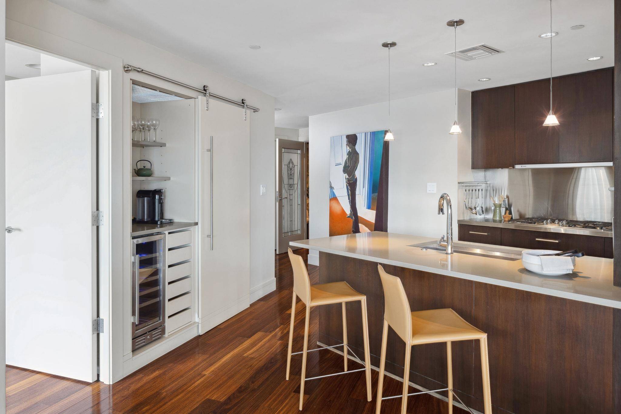 Vancouver, BC V6Z 3H6,628 Kinghorne Mews #202
