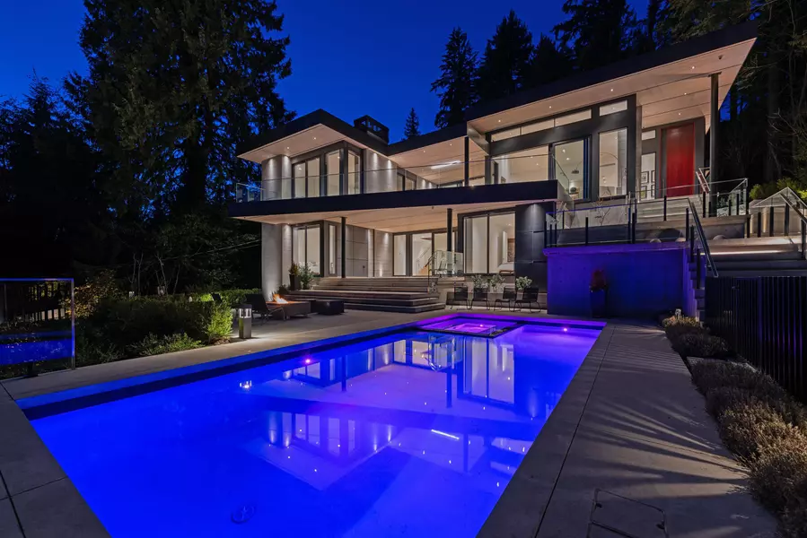 2965 Altamont CRES, West Vancouver, BC V7V 3C2