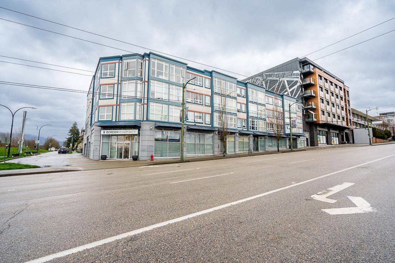 3423 E Hastings ST #303, Vancouver, BC V5K 2A5