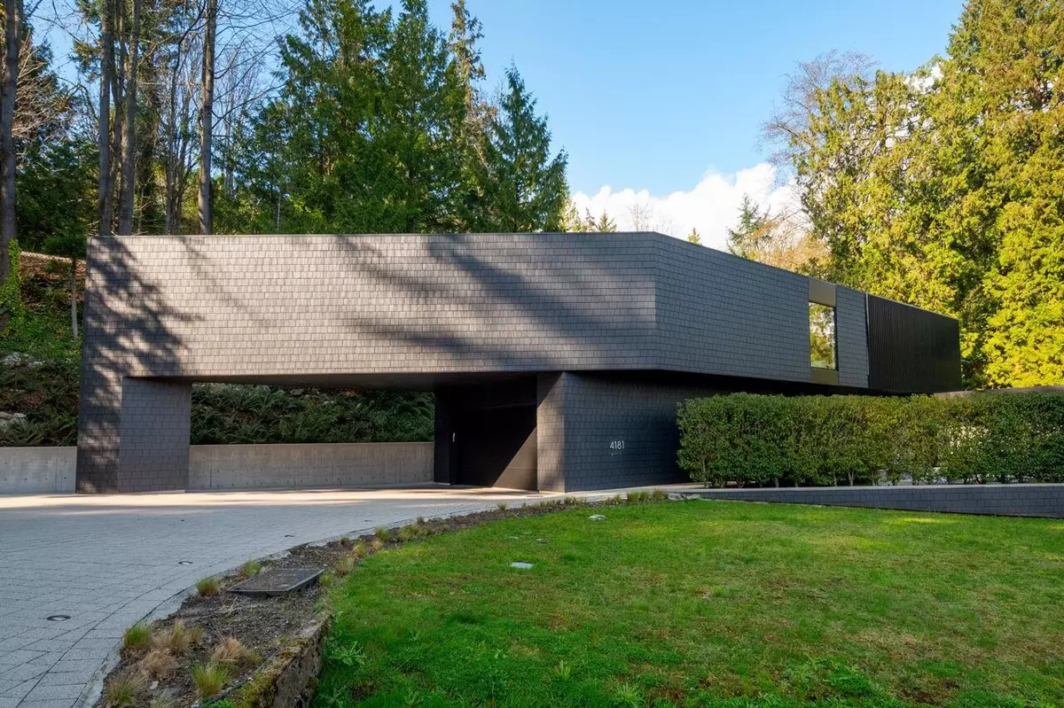 West Vancouver, BC V7V 2N6,4181 Rose CRES