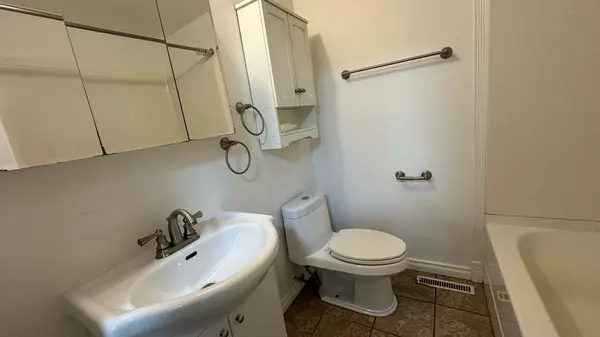 9757 Hillier ST Chilliwack, BC V2P 4K2