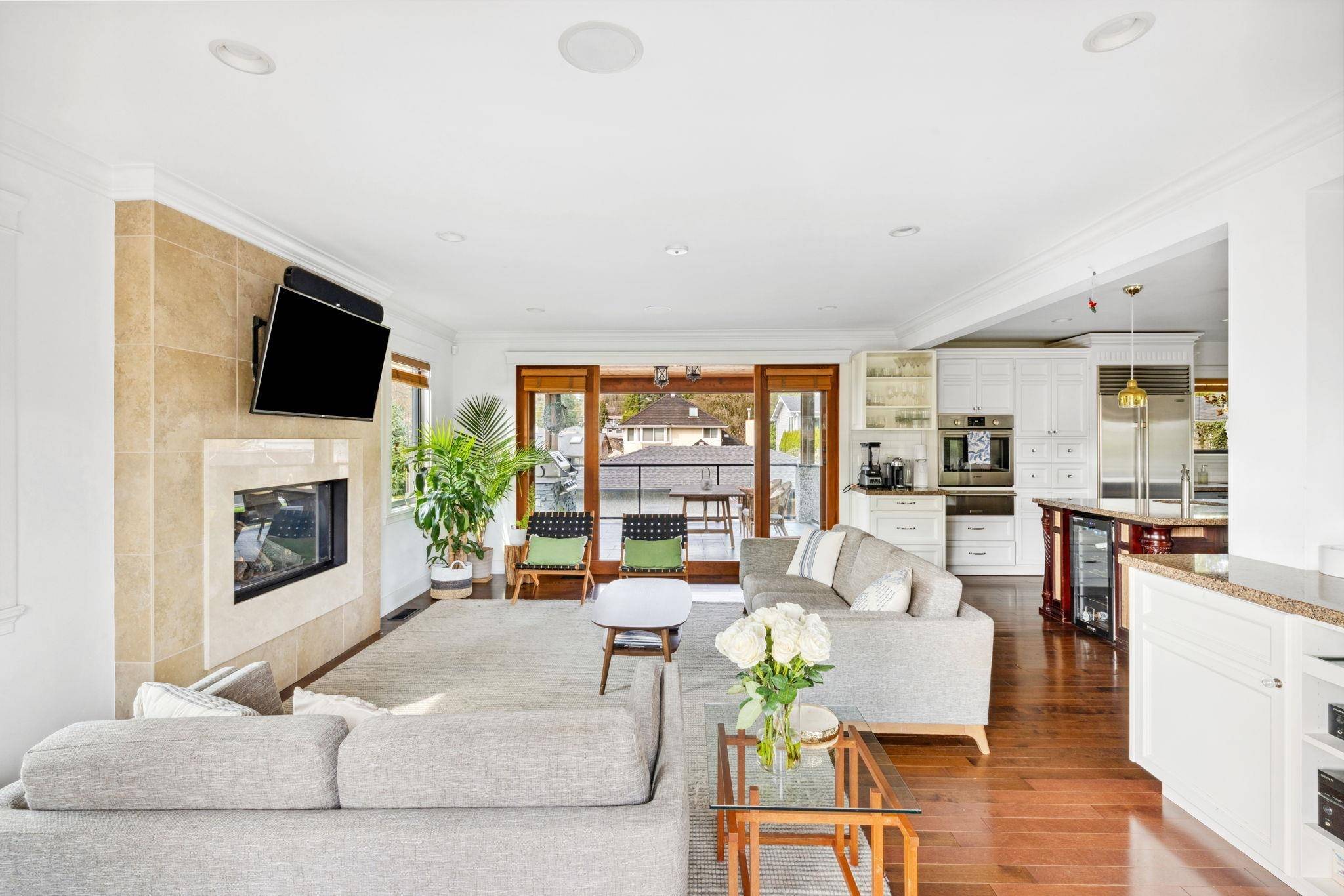 West Vancouver, BC V7T 1Y1,1031 Inglewood AVE