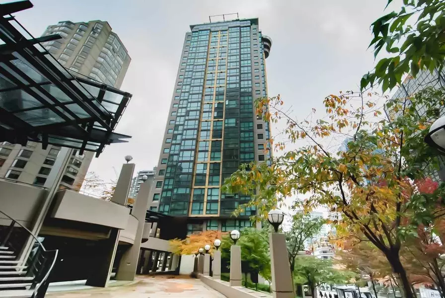 1367 Alberni ST #909, Vancouver, BC V6E 4R9