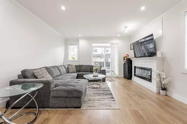 Surrey, BC V3W 1L6,13898 64 AVE #170