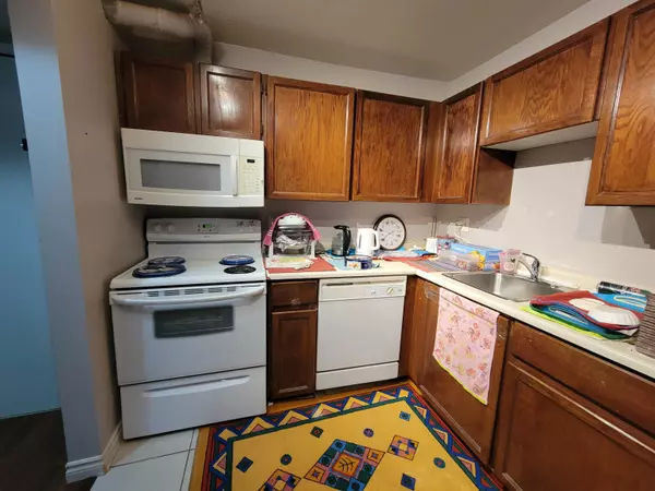 Richmond, BC V6X 3H8,8500 Ackroyd RD #228