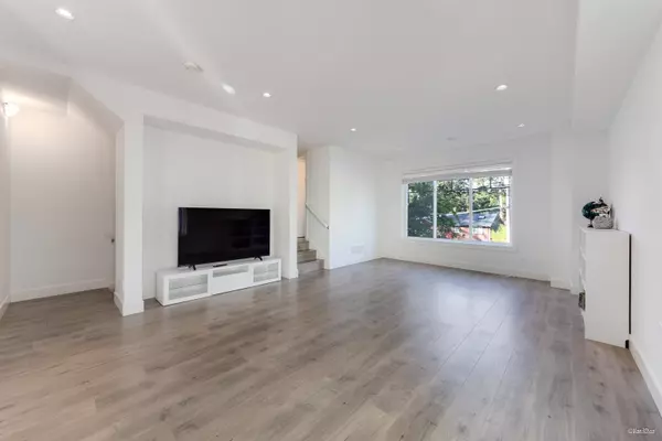 Delta, BC V4E 0A5,11188 72 AVE #17