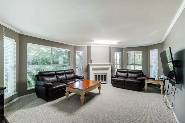 Surrey, BC V3W 0E7,7151 121 ST #116