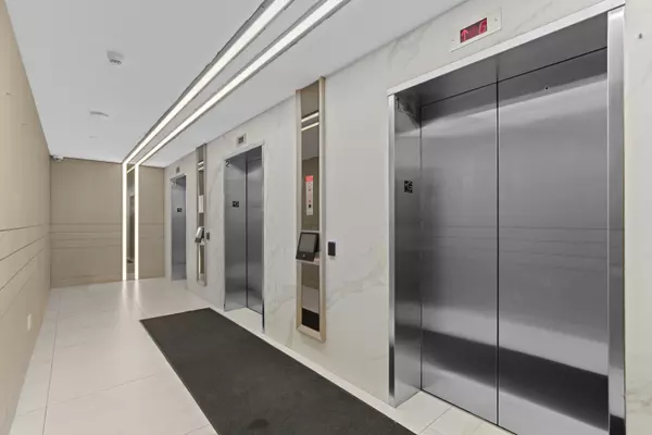 9887 Whalley BLVD #3304 Surrey, BC V3T 0P4