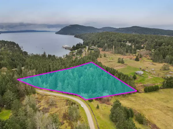 Mayne Island, BC V0N 2J2,281 Merryman DR