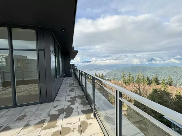 Burnaby, BC V5A 0G9,8750 University CRES #1203