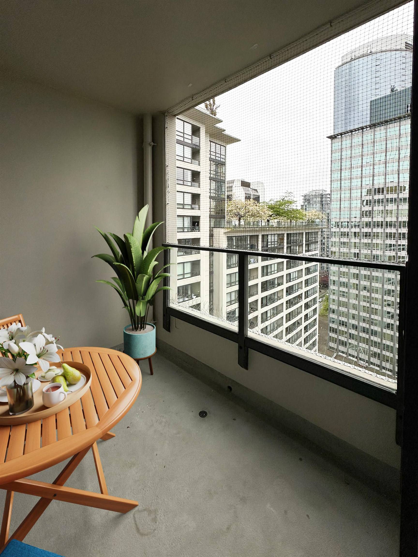Vancouver, BC V6Z 3H8,938 Smithe ST #1907