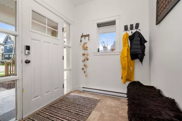 Chilliwack, BC V2R 0S6,45290 Soowahlie CRES #43