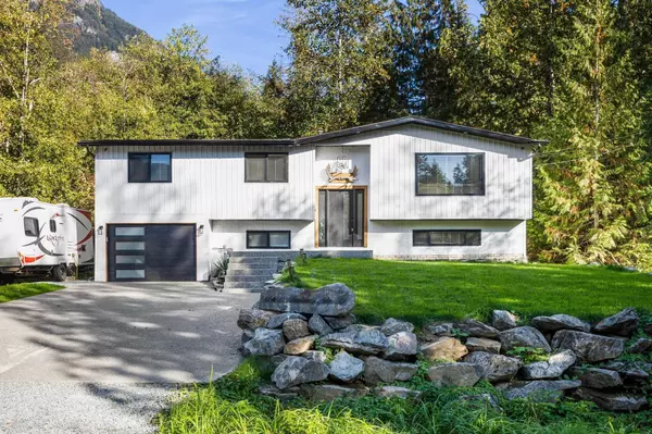 66686 Kawkawa Lake RD, Hope, BC V0X 1L1