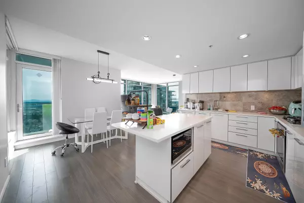 Burnaby, BC V5H 0J3,6700 Dunblane AVE #3601