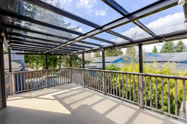 Langley, BC V4W 3K7,240 Davis CRES
