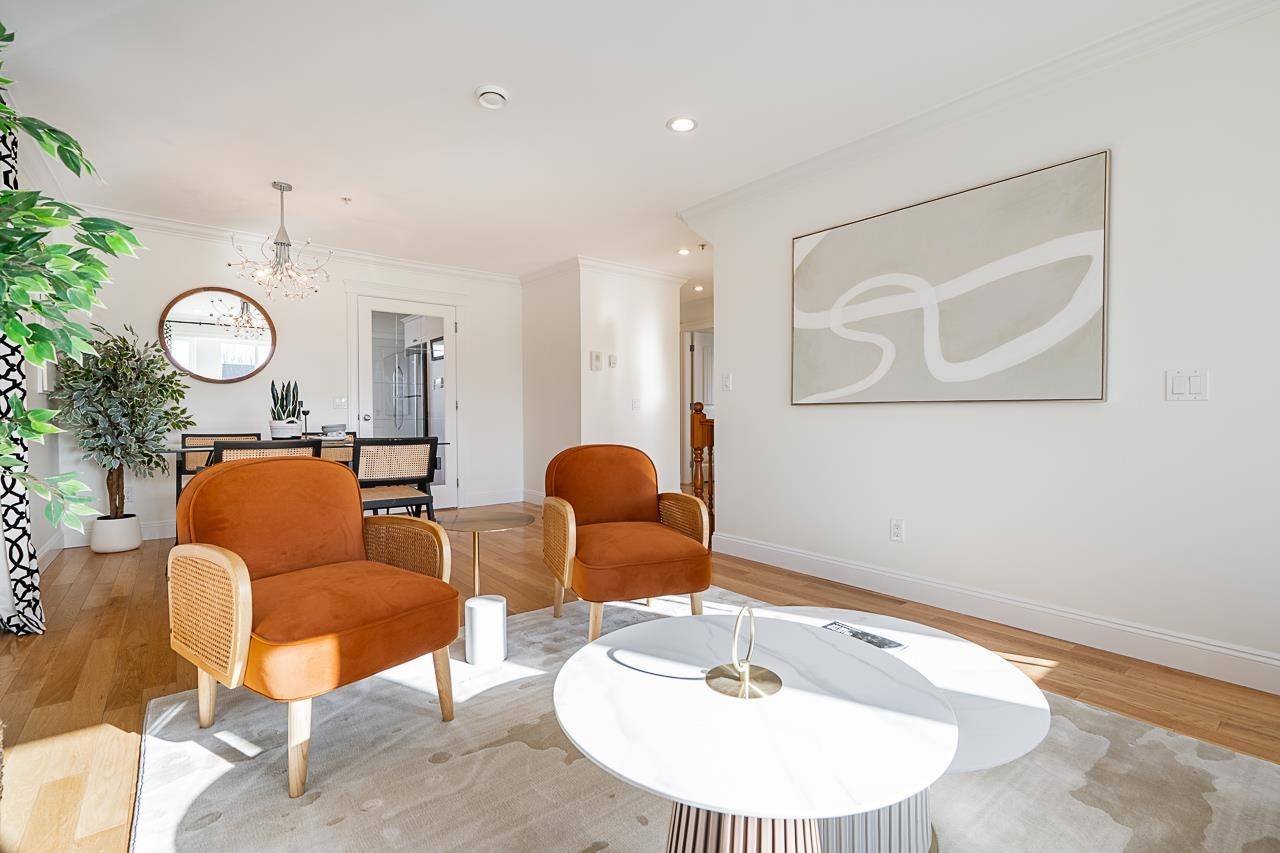 Vancouver, BC V5W 3N8,5248 Inverness ST
