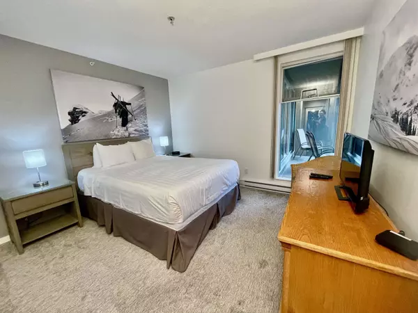 4910 Spearhead PL #611 Whistler, BC V0N 1B4