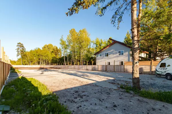 Richmond, BC V6Y 2S9,6300 No.4 RD