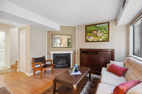 Burnaby, BC V5A 1R1,7332 Coronado DR