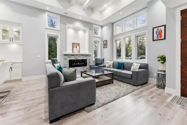 Surrey, BC V3W 5E9,6710 137a ST