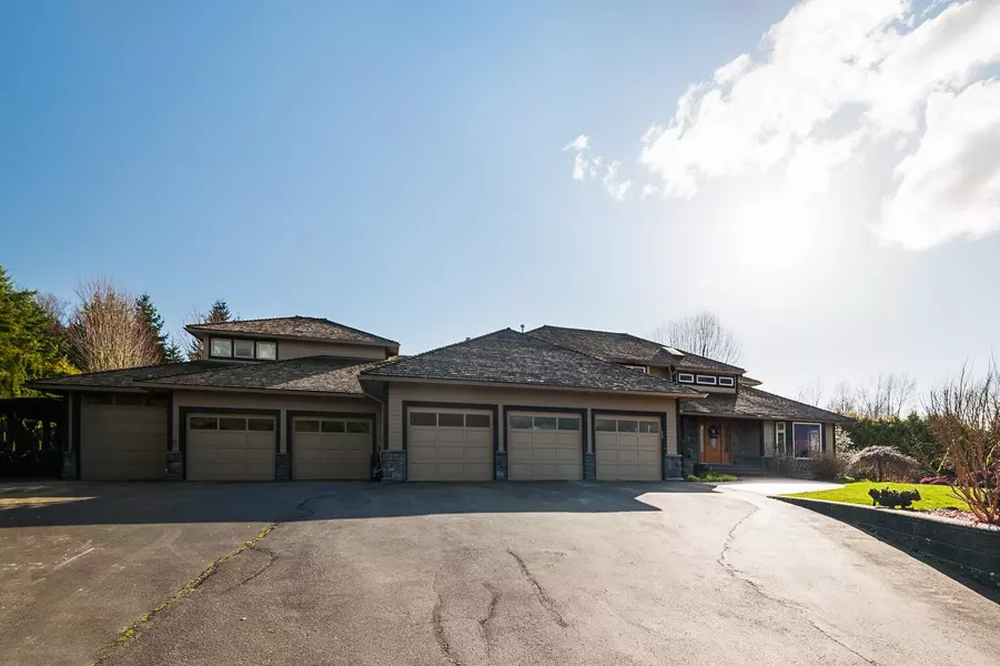 20486 1 AVE, Langley, BC V2Z 1V3