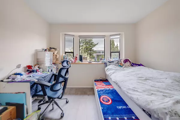 Vancouver, BC V5R 4Y2,3308 Wellington AVE