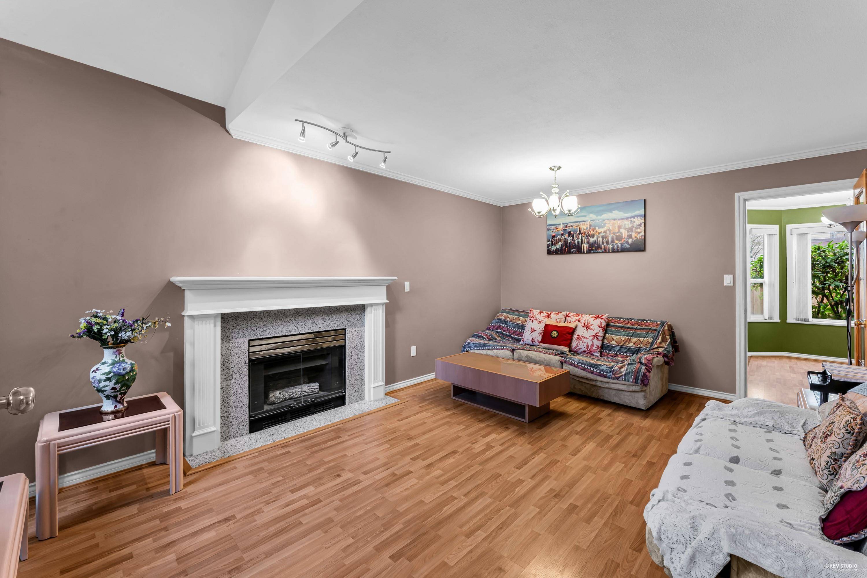 Richmond, BC V6Y 2P1,8151 Garden City RD #6